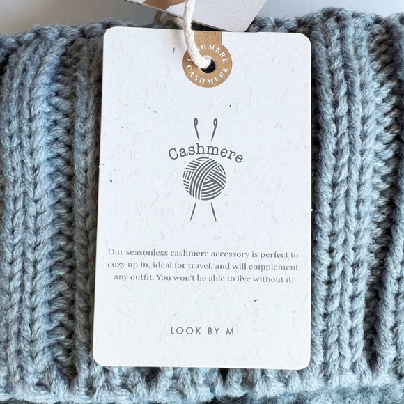 Look Cashmere Blue Grey Chunky Knit Lined Pom Pom Beanie | NWT - Picture 5 of 9